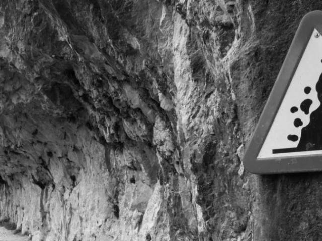 Dynamic Signs for the Times: Prevent Injury and Engage Customers