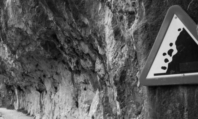 Dynamic Signs for the Times: Prevent Injury and Engage Customers